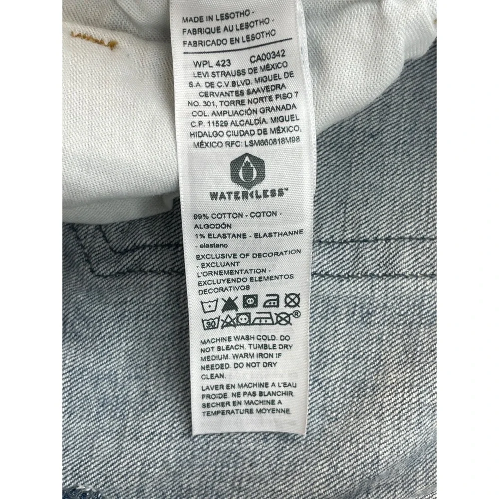Levis Jeans Mens 38 x 30 Blue Cotton Blend Stretch Relaxed Straight Signature